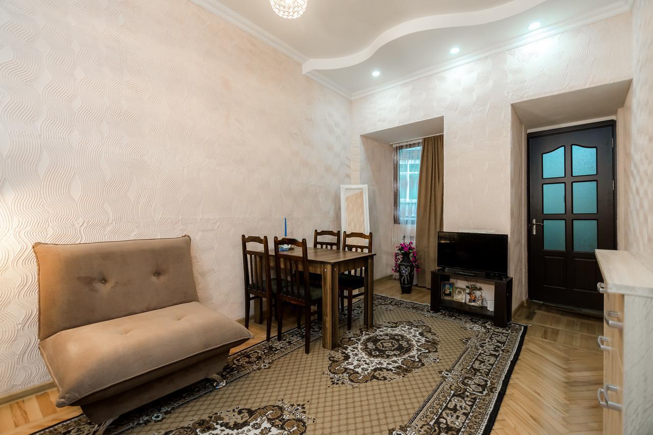 Gabi'S House Apartment Tbilisi Exterior photo
